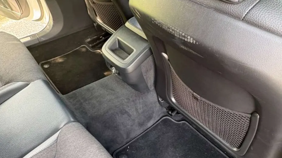 VOLVO V90 -