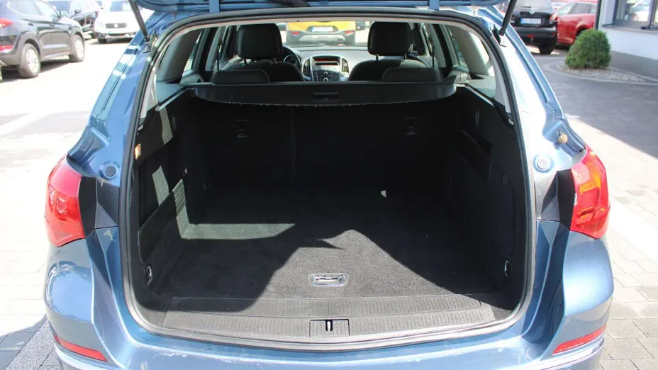 OPEL Astra -