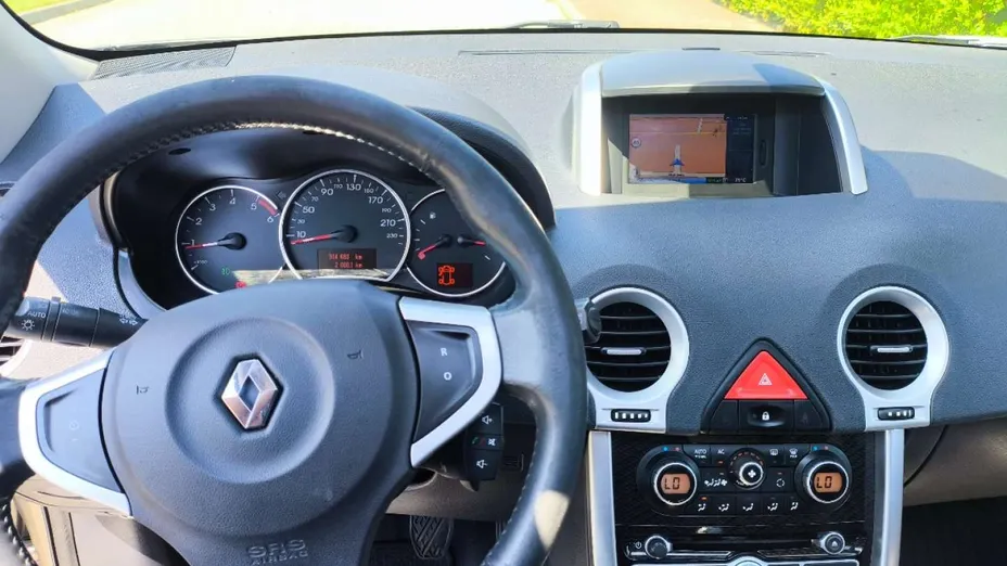 RENAULT Koleos -