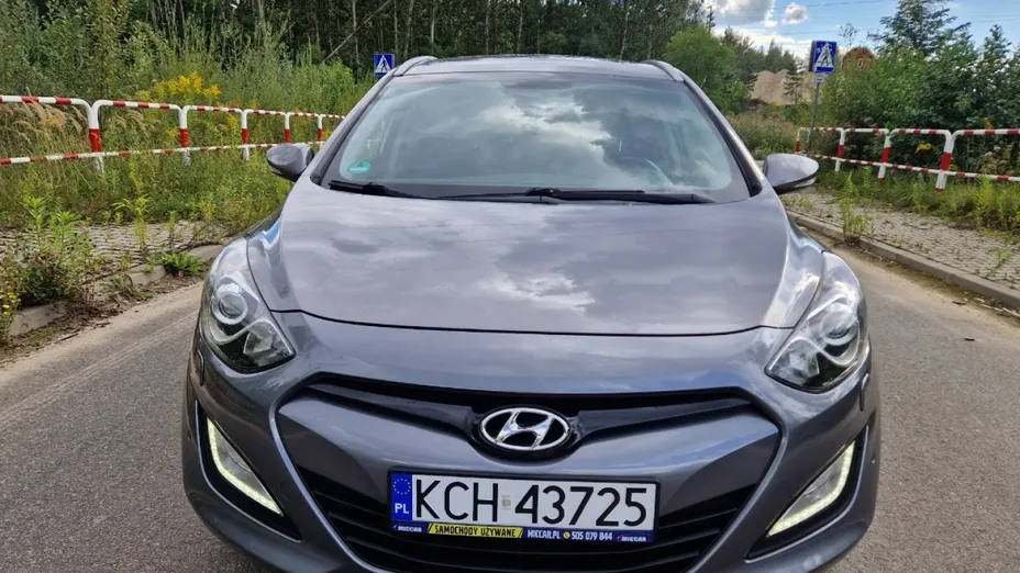 HYUNDAI i30 -