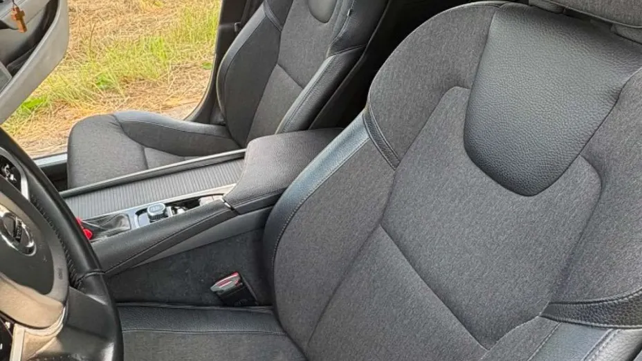 VOLVO V90 -
