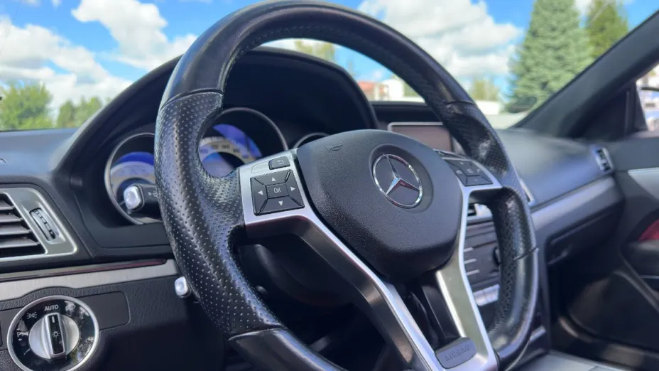MERCEDES-BENZ E Klasa -