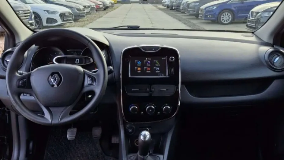 RENAULT Clio -
