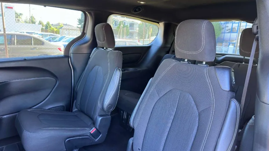 CHRYSLER Pacifica -