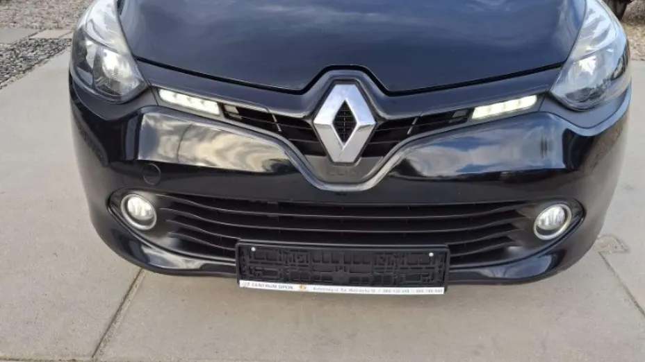 RENAULT Clio -