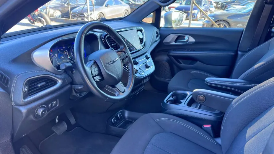 CHRYSLER Pacifica -