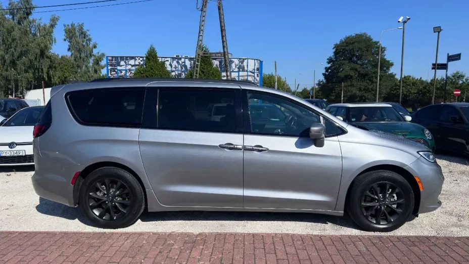 CHRYSLER Pacifica -