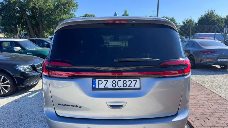 CHRYSLER Pacifica -