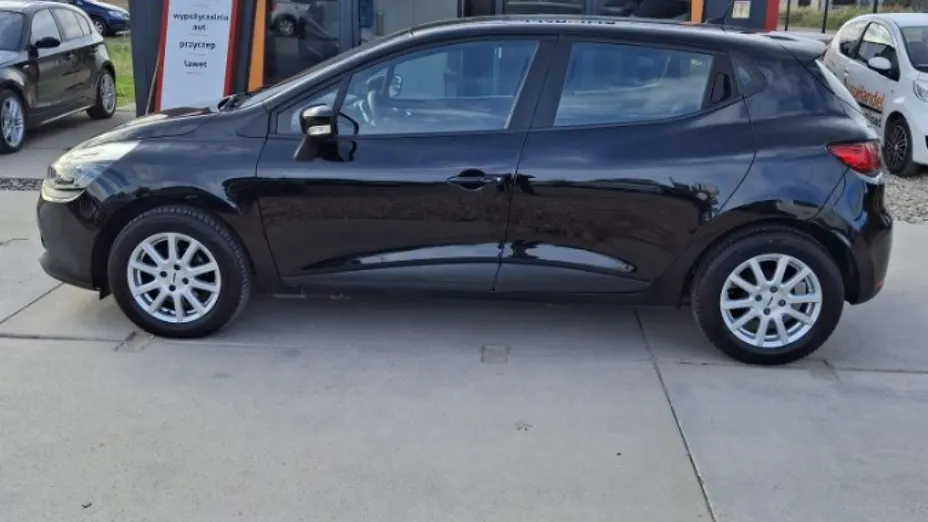 RENAULT Clio -