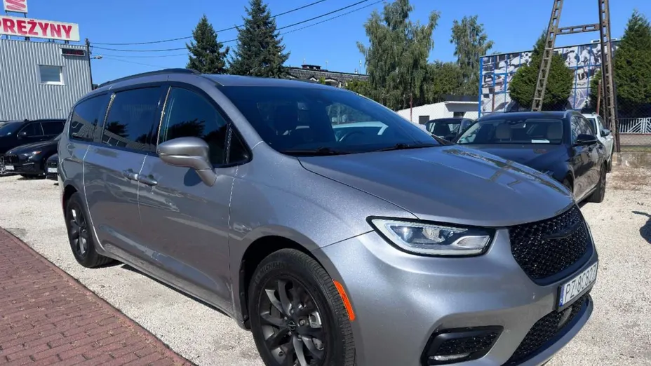 CHRYSLER Pacifica -