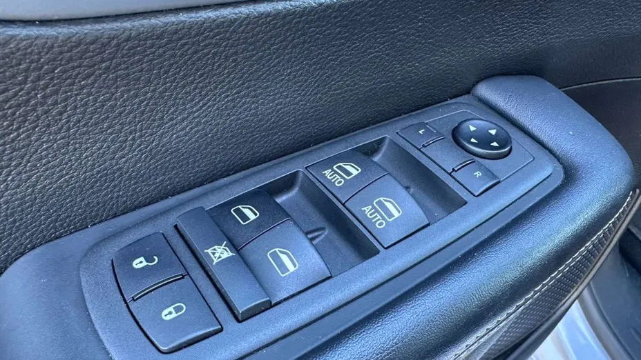 CHRYSLER Pacifica -
