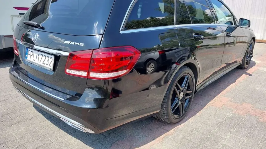 MERCEDES-BENZ E Klasa -