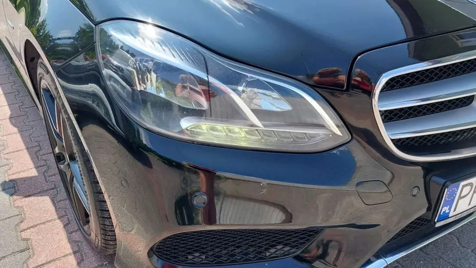 MERCEDES-BENZ E Klasa -