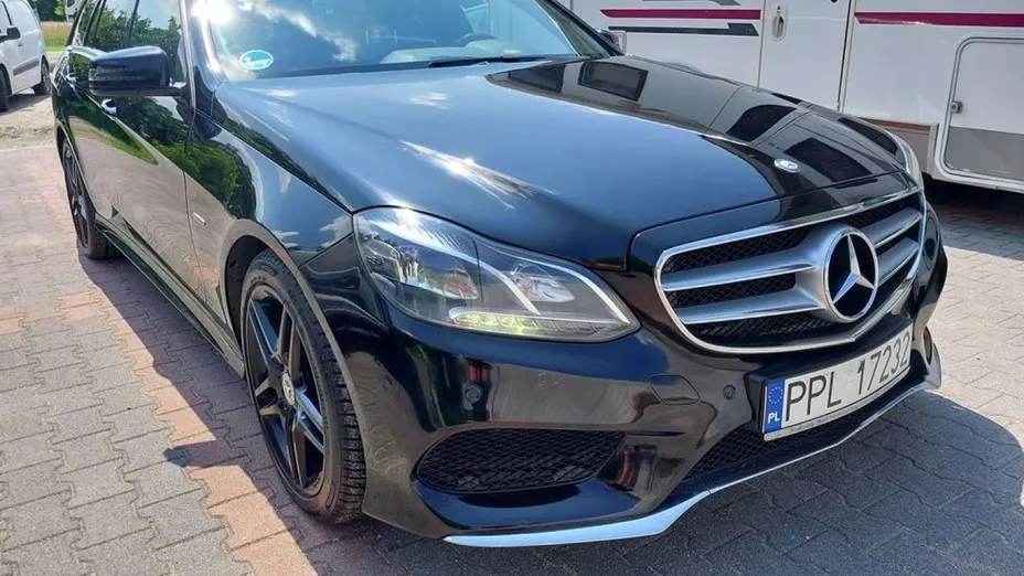 MERCEDES-BENZ E Klasa -
