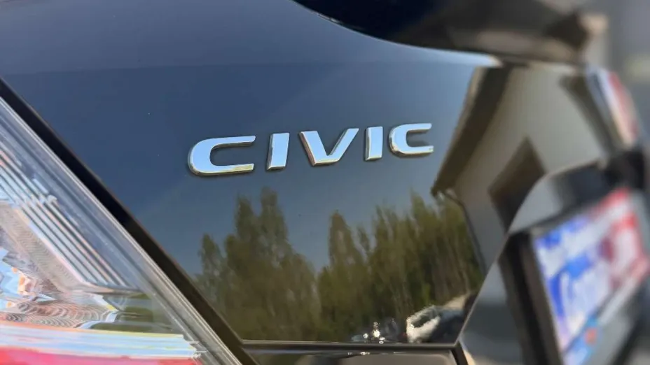 HONDA Civic -