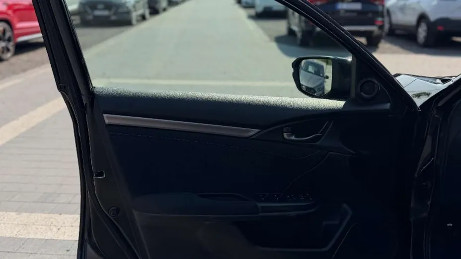 HONDA Civic -