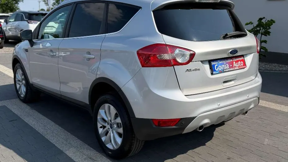 FORD Kuga -