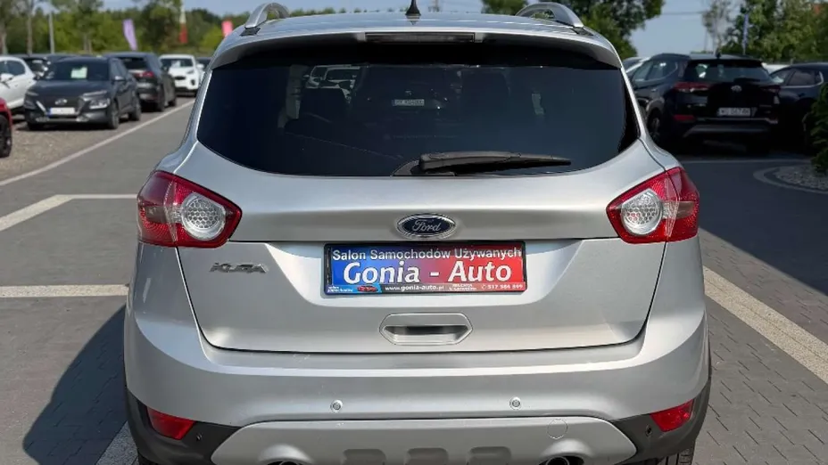 FORD Kuga -