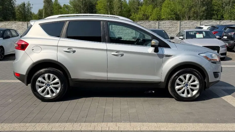 FORD Kuga -
