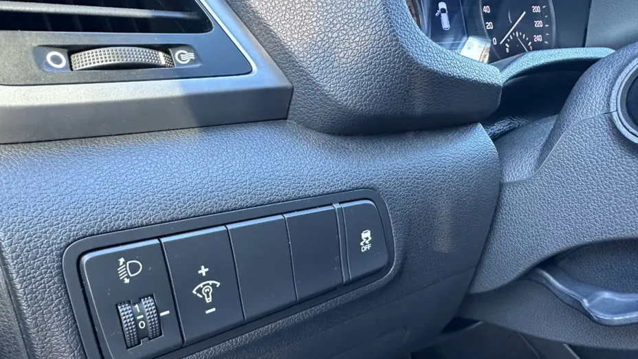 HYUNDAI Tucson -