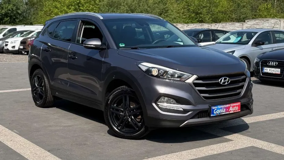 HYUNDAI Tucson -