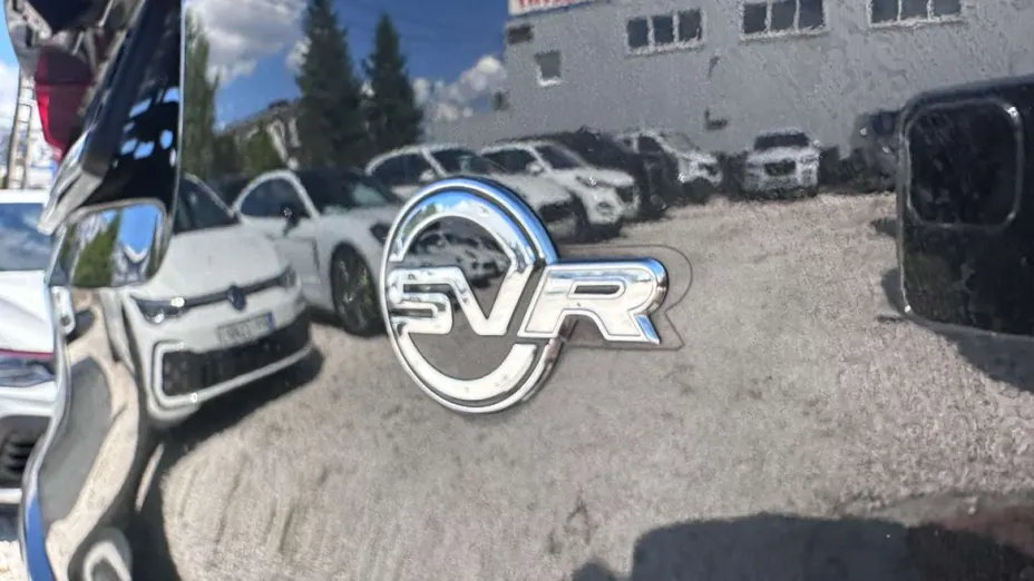 JAGUAR F-Pace -
