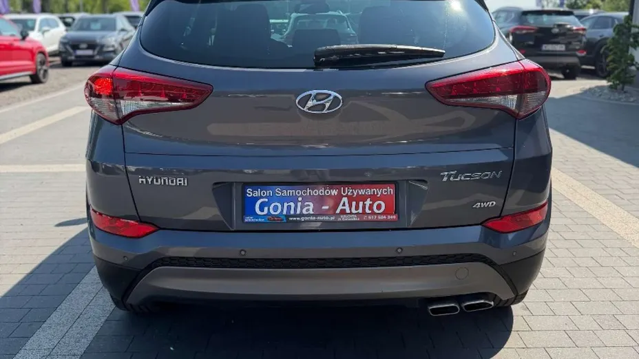HYUNDAI Tucson -