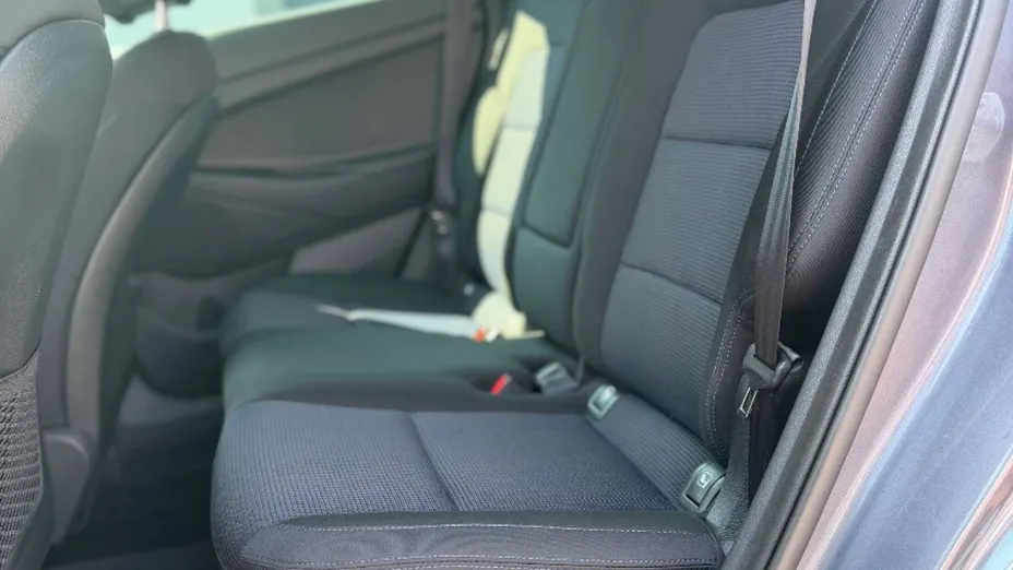 HYUNDAI Tucson -