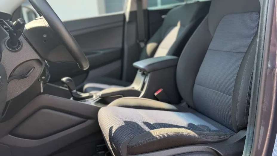 HYUNDAI Tucson -
