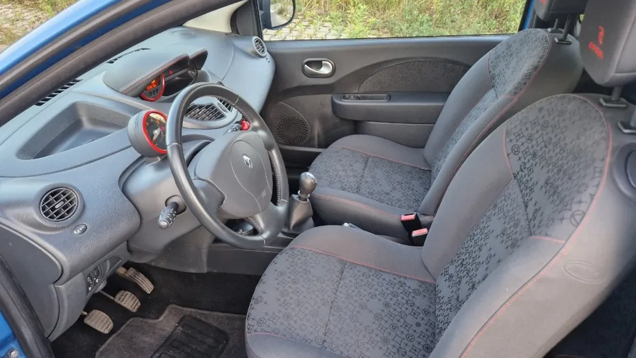 RENAULT Twingo -