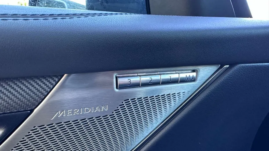 JAGUAR F-Pace -
