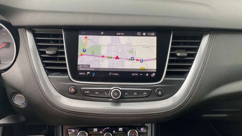 OPEL Grandland X -