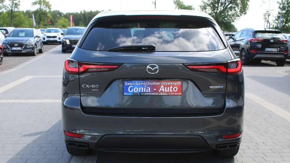 MAZDA CX-60 -