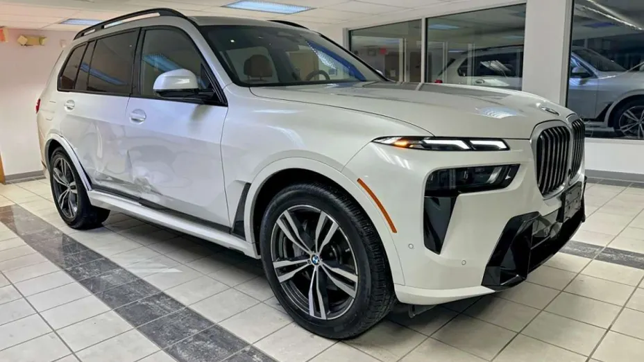 BMW X7 -