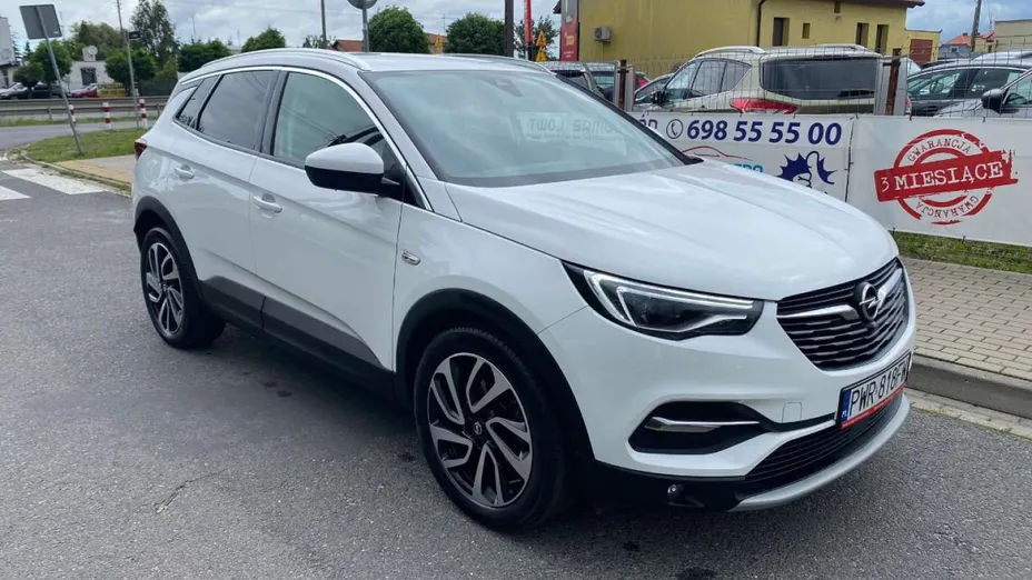 OPEL Grandland X -