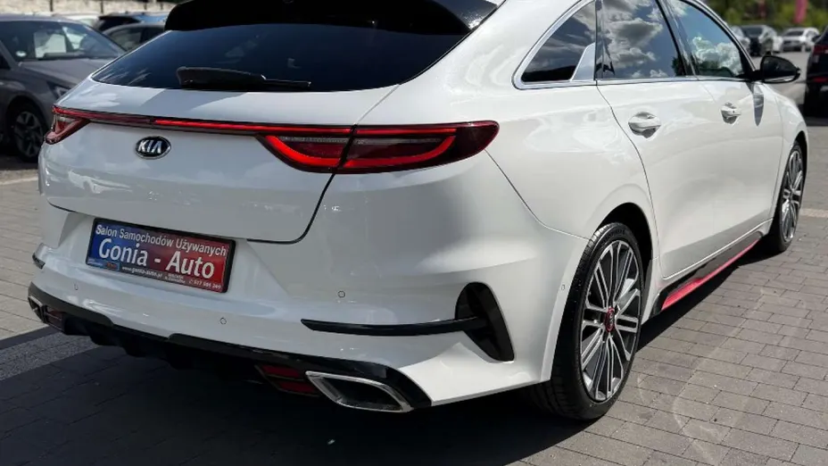 KIA ProCeed -