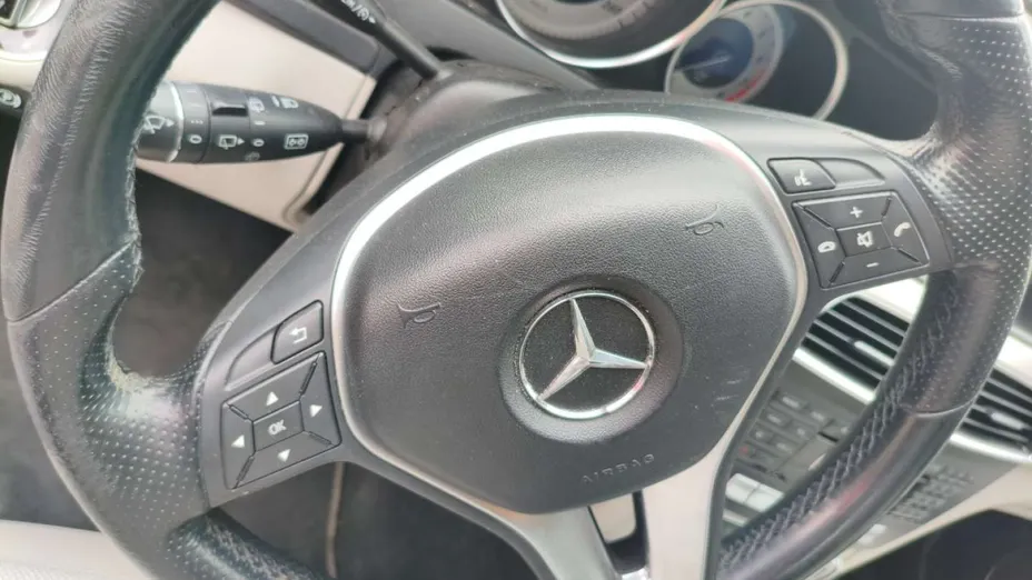 MERCEDES-BENZ C Klasa -