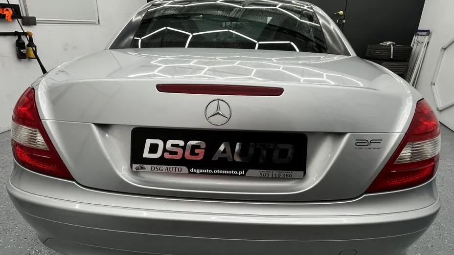 MERCEDES-BENZ SLK -