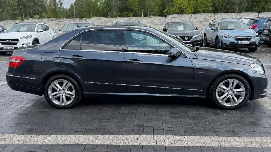 MERCEDES-BENZ E Klasa -