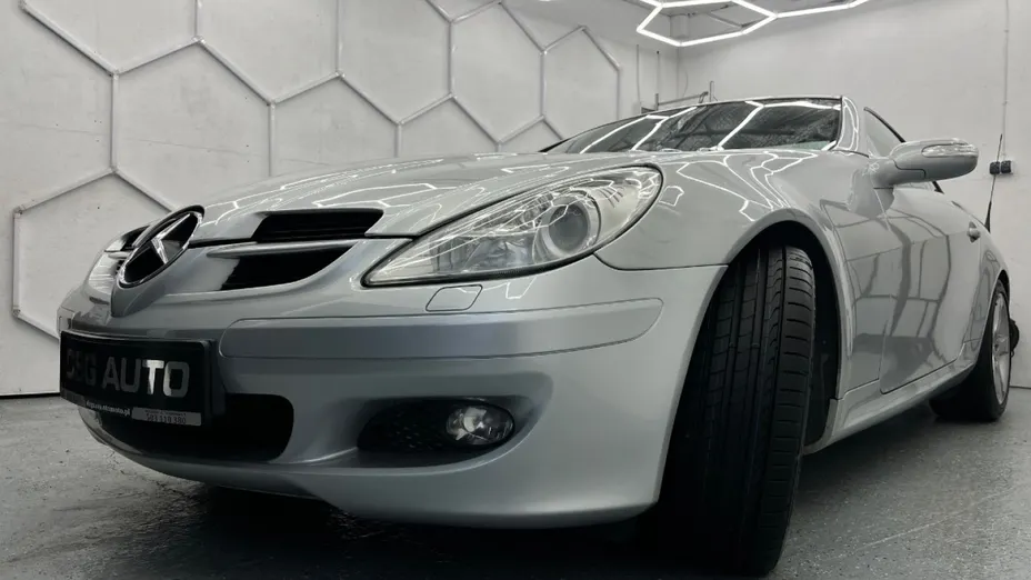 MERCEDES-BENZ SLK -