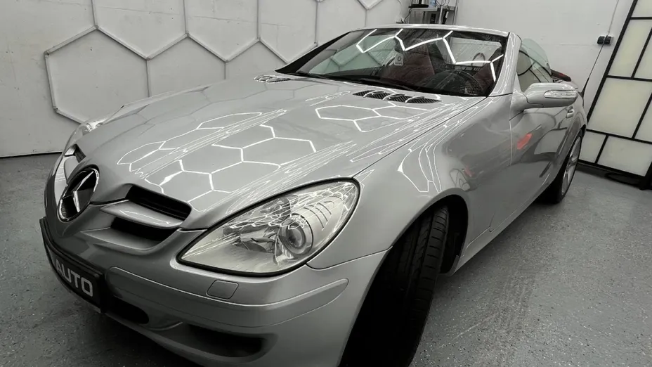 MERCEDES-BENZ SLK -
