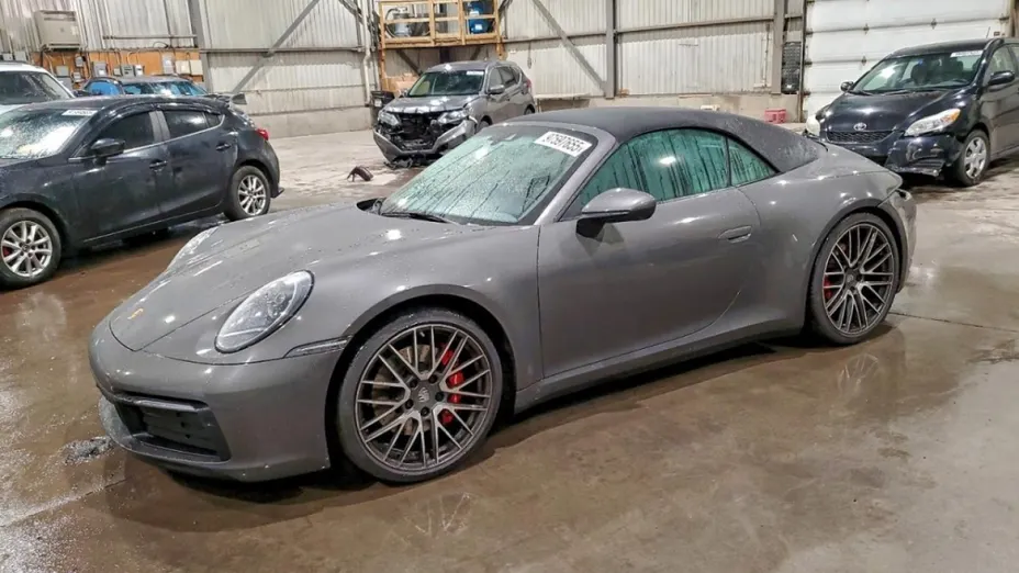 PORSCHE 911 -