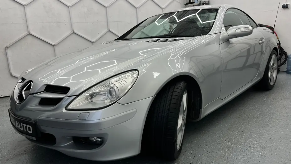 MERCEDES-BENZ SLK -