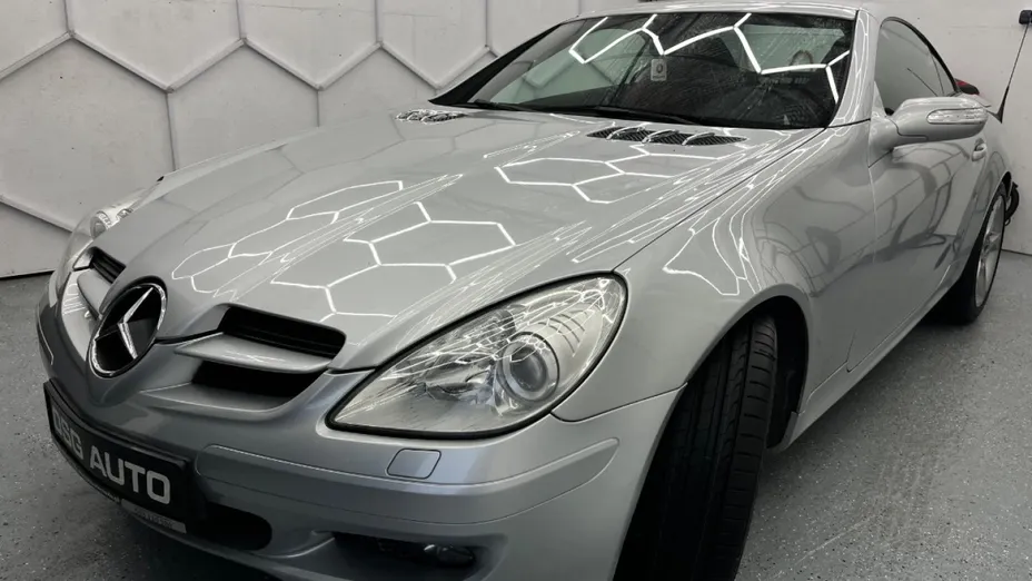 MERCEDES-BENZ SLK -