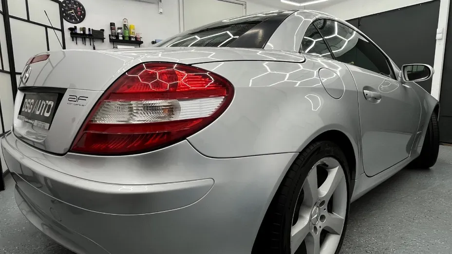 MERCEDES-BENZ SLK -