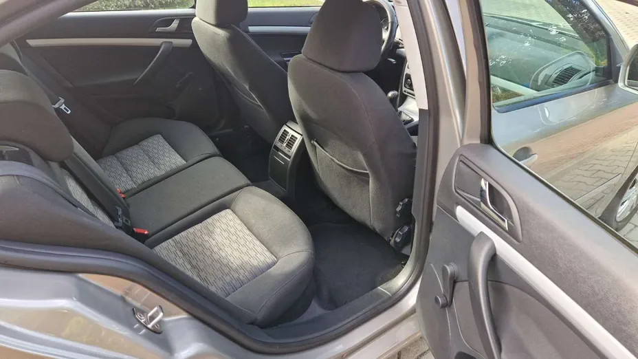 SKODA Octavia -