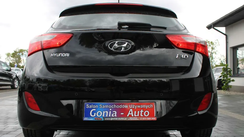 HYUNDAI i30 -