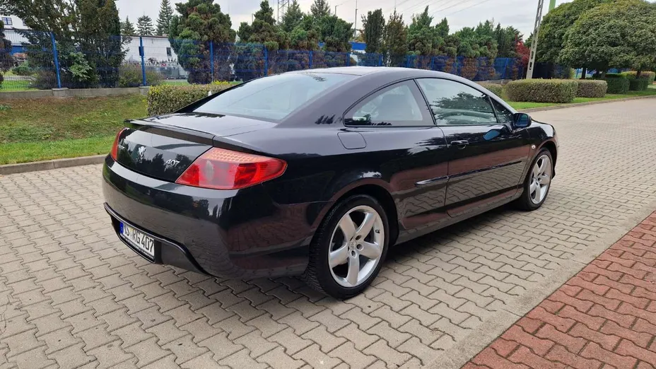 PEUGEOT 407 -