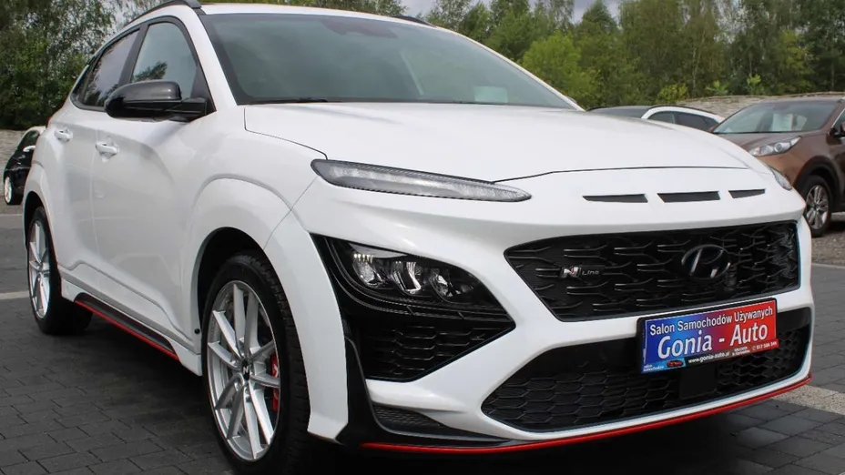 HYUNDAI Kona -