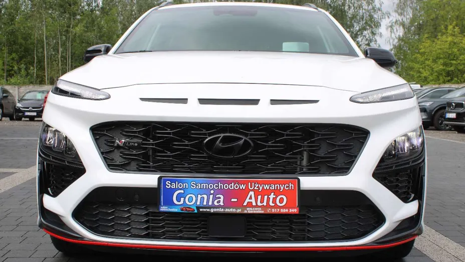 HYUNDAI Kona -